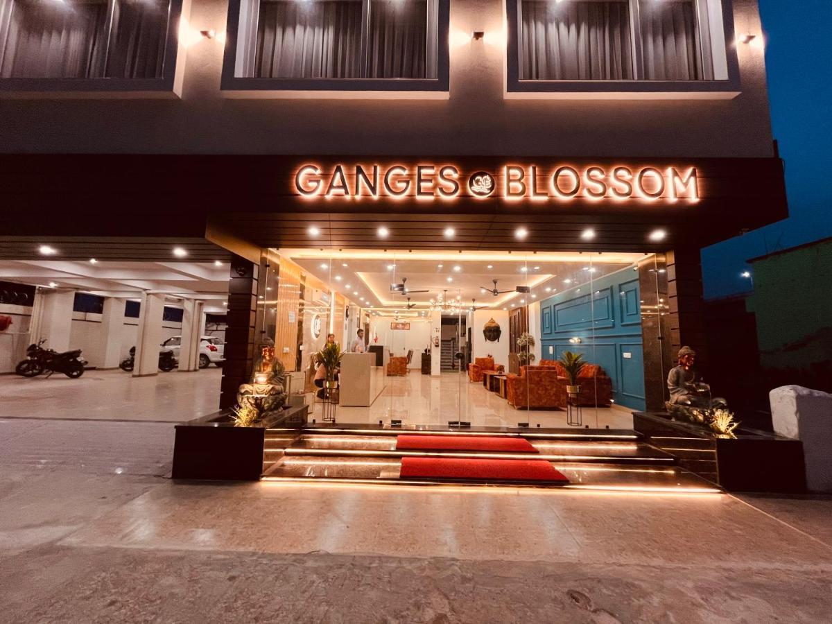 Hotel Ganges Blossam, A Luxury Hotel In Haridvár Kültér fotó