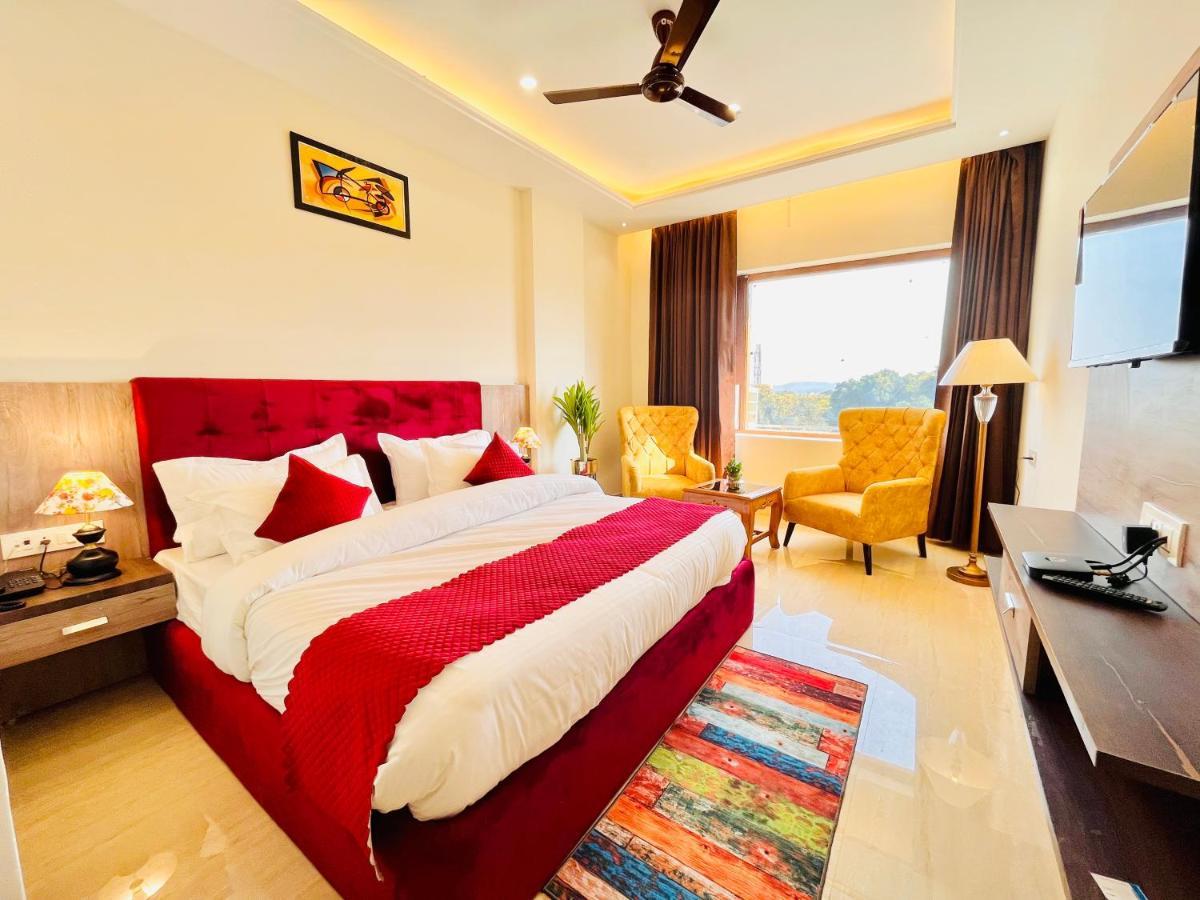Hotel Ganges Blossam, A Luxury Hotel In Haridvár Kültér fotó