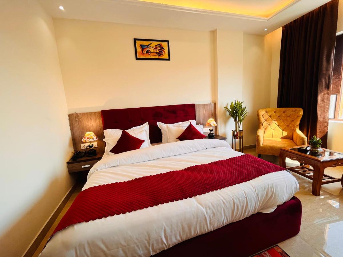 Hotel Ganges Blossam, A Luxury Hotel In Haridvár Kültér fotó