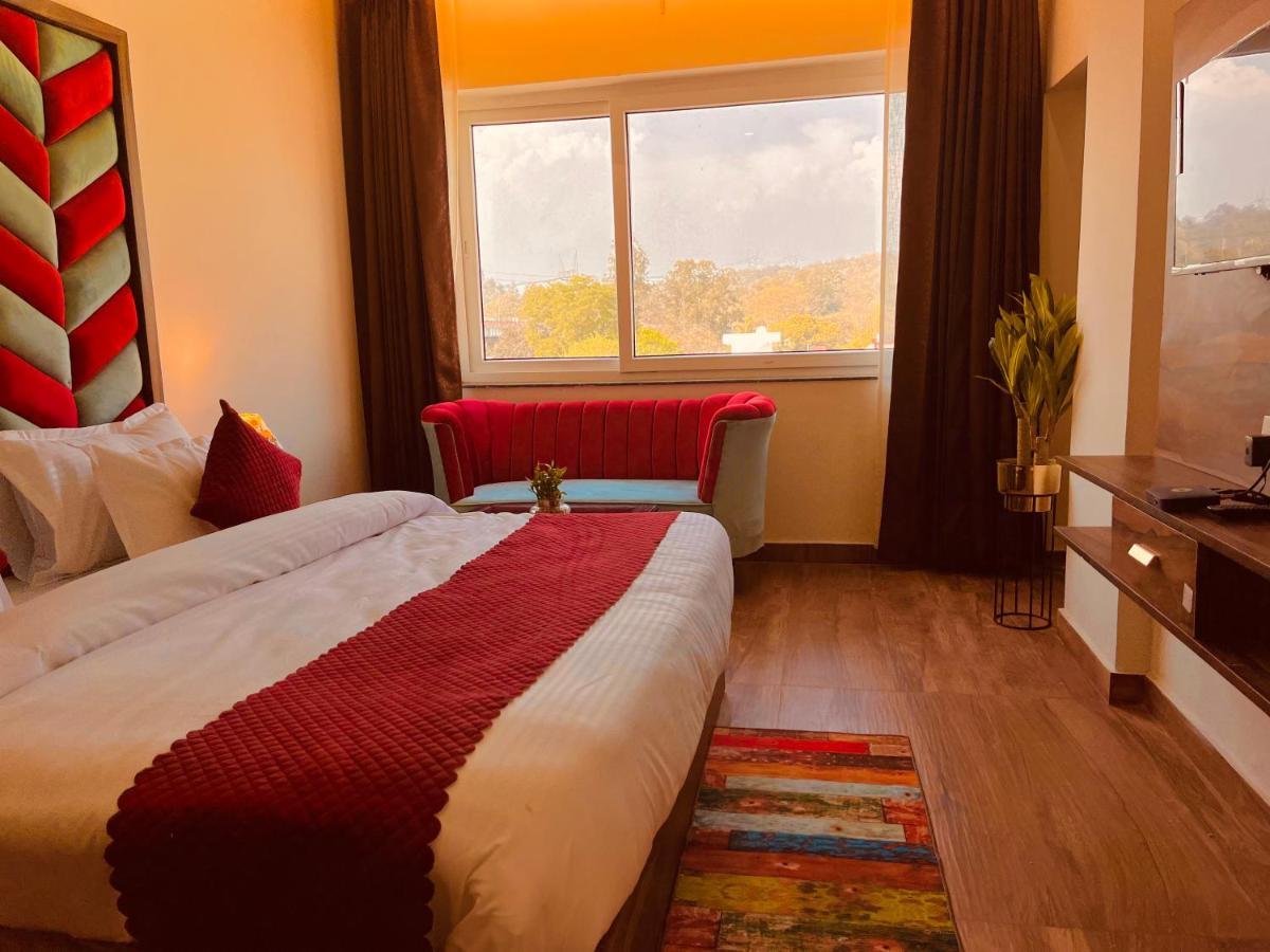Hotel Ganges Blossam, A Luxury Hotel In Haridvár Kültér fotó