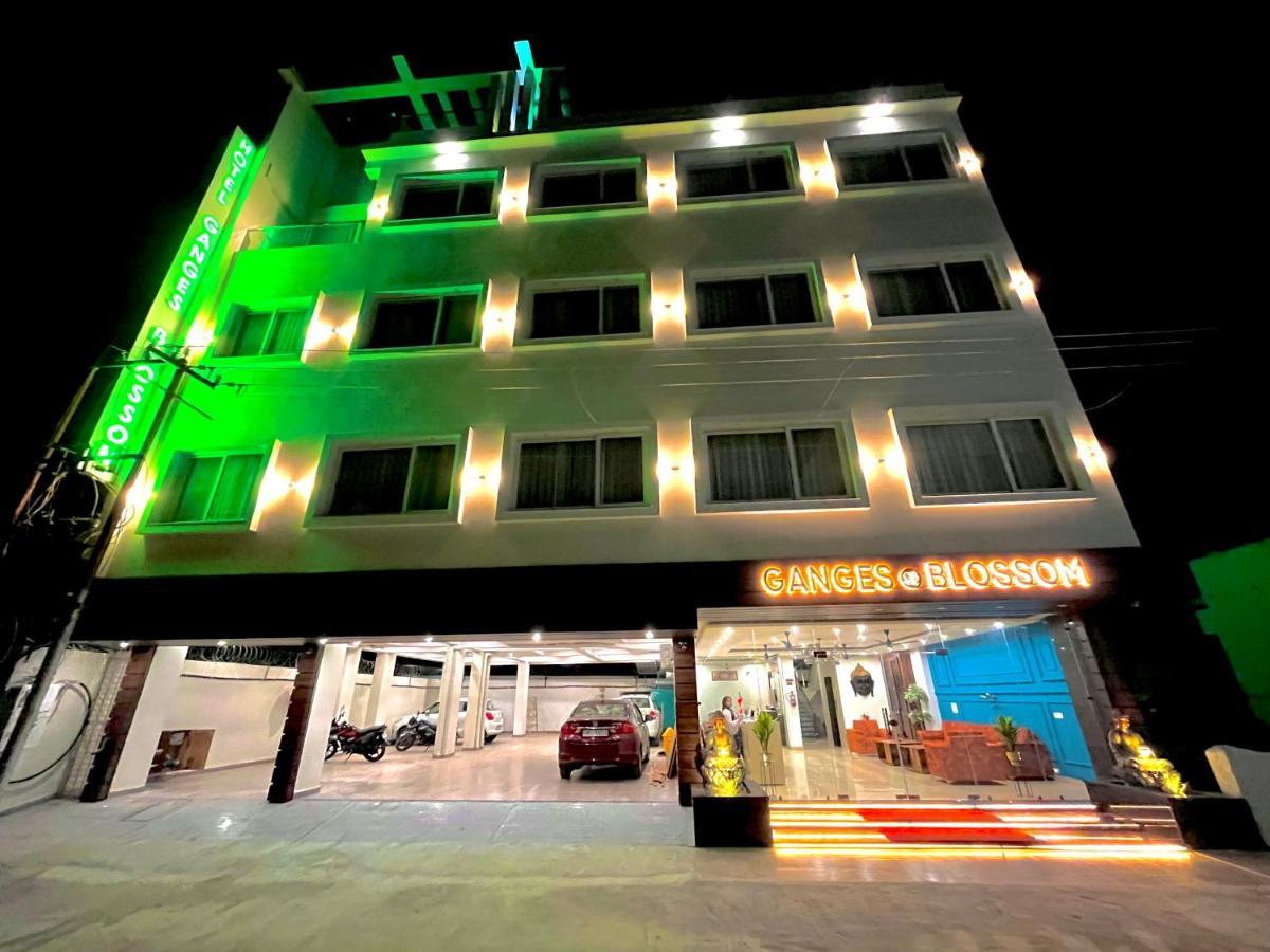 Hotel Ganges Blossam, A Luxury Hotel In Haridvár Kültér fotó