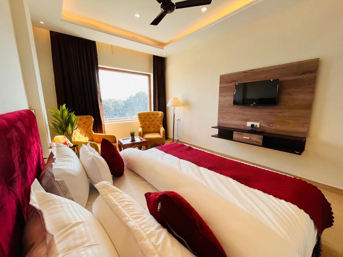 Hotel Ganges Blossam, A Luxury Hotel In Haridvár Kültér fotó